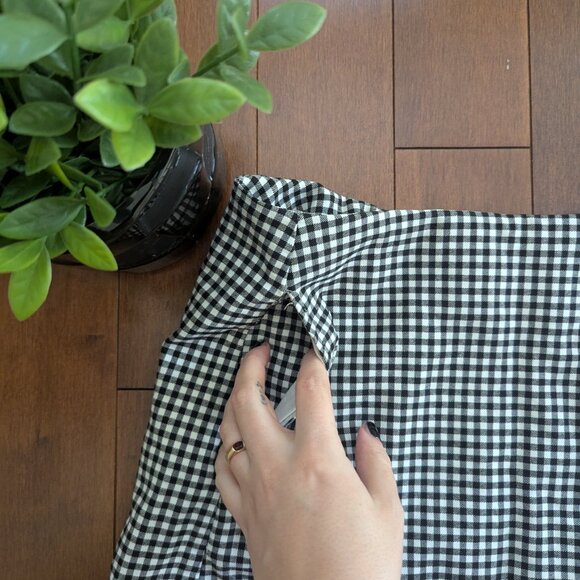 URBAN OUTFITTERS DITSY PLAID MINI SKIRT - Picture 2 of 3